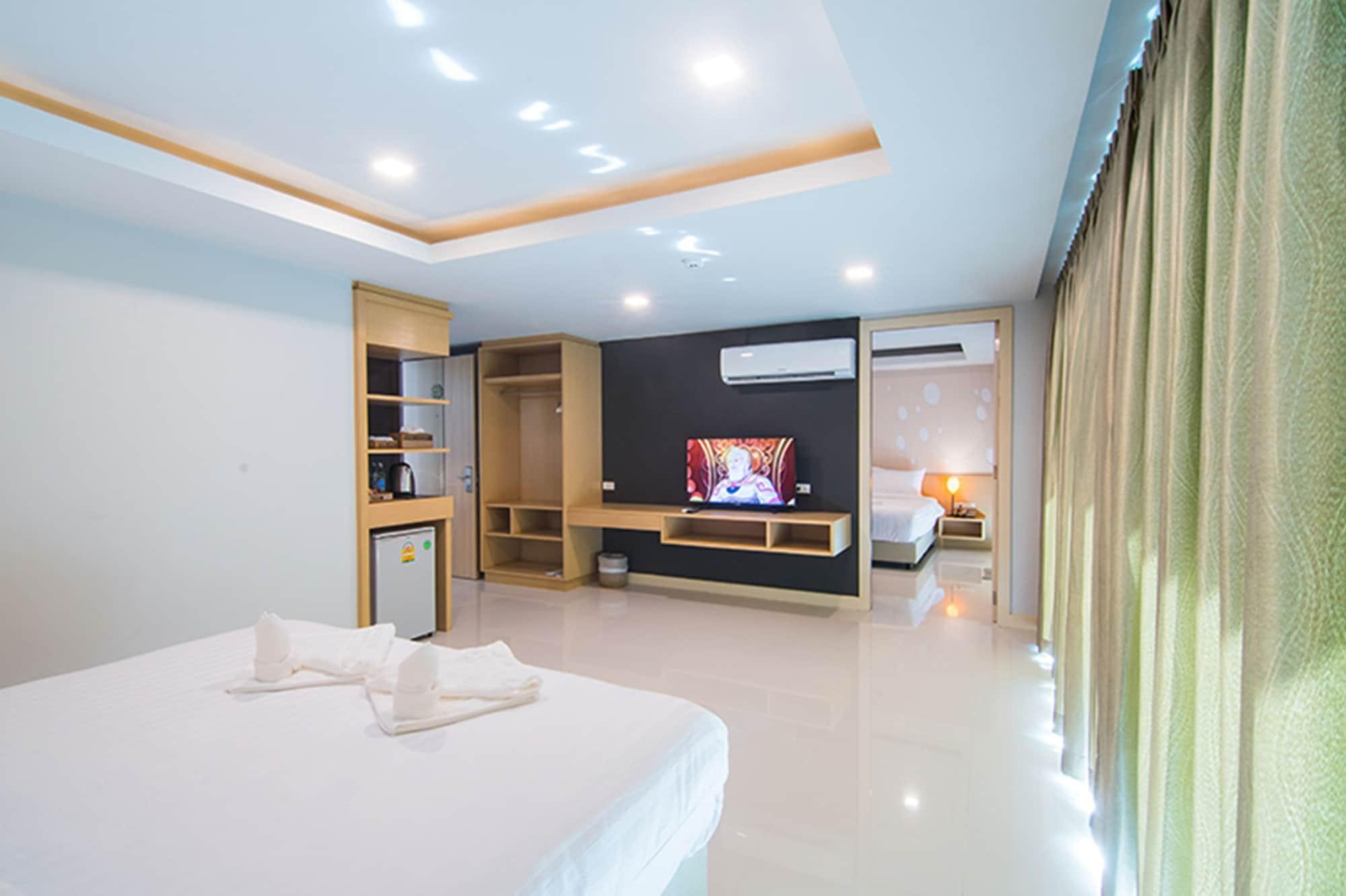 The Peak Hotel Chanthaburi Exterior photo