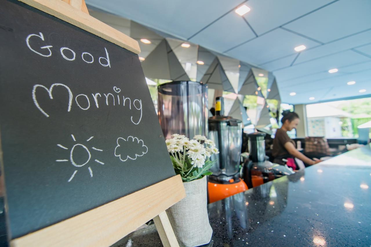 The Peak Hotel Chanthaburi Exterior photo